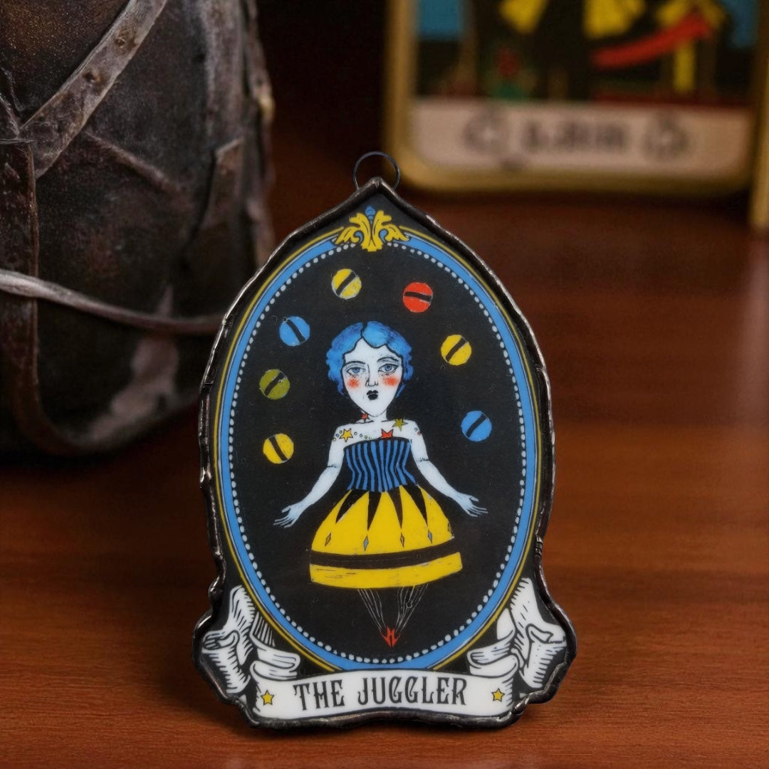 🎪 “The Juggler” – Steampunk Circus Enameled Glass Ornament