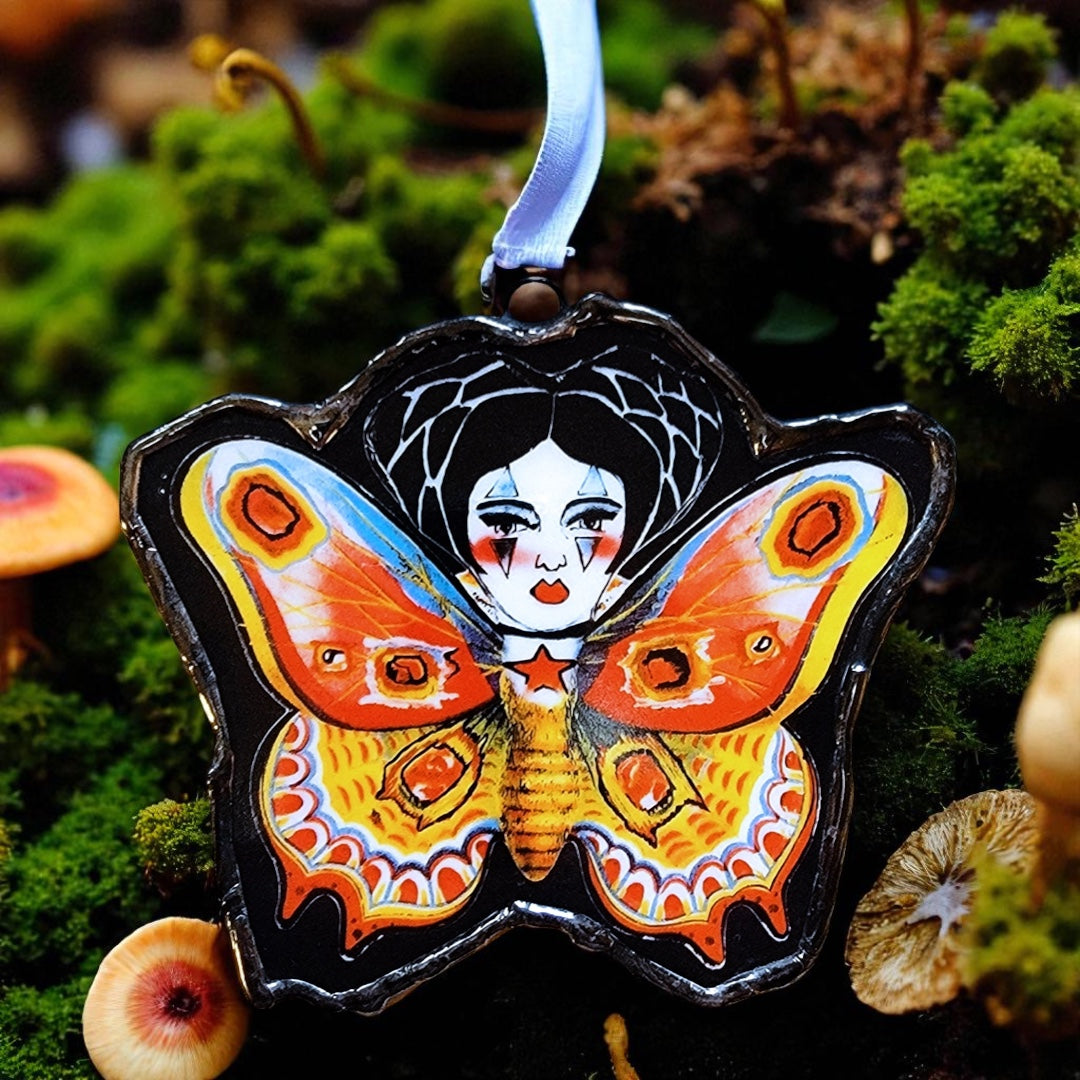 🦋 “The Winged Messenger” – Whisperer of Cosmic Secrets