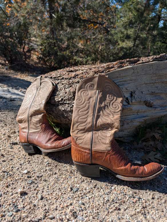 Men's Vintage Cowboy Vibe