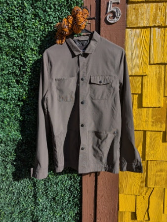 Comune Utility Coat in Military Green, Unisex S