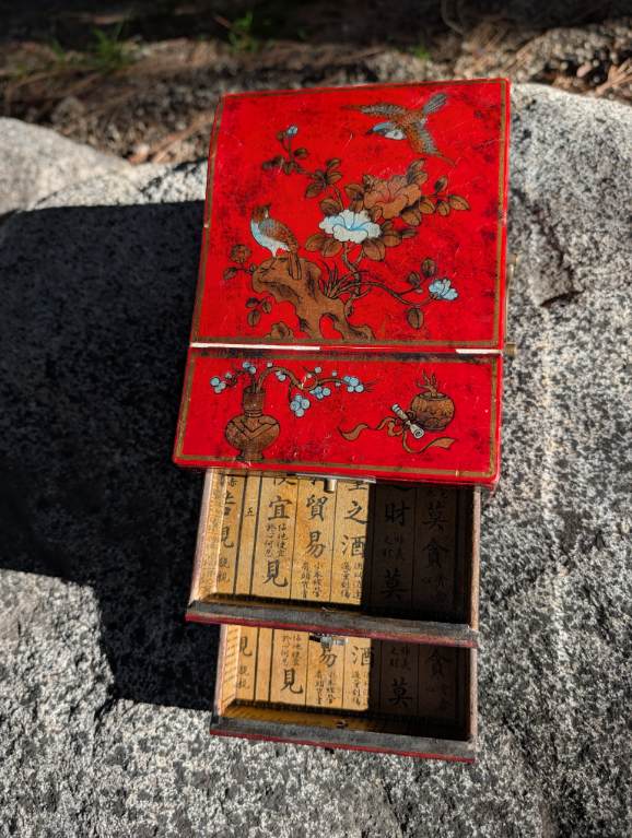 Vintage Jewelry Box