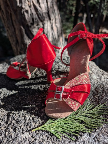 BURJU SHOES dance heels red, Vintage 6.5
