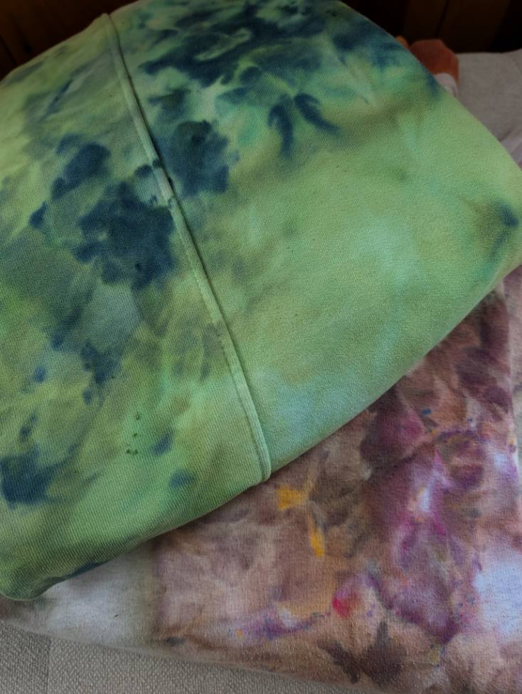 Rose & Stone, hand dyed