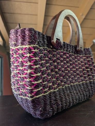 Woven basket hand bag