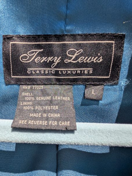 Baby Blue Leather Peacoat ( Size L) vintage JGD