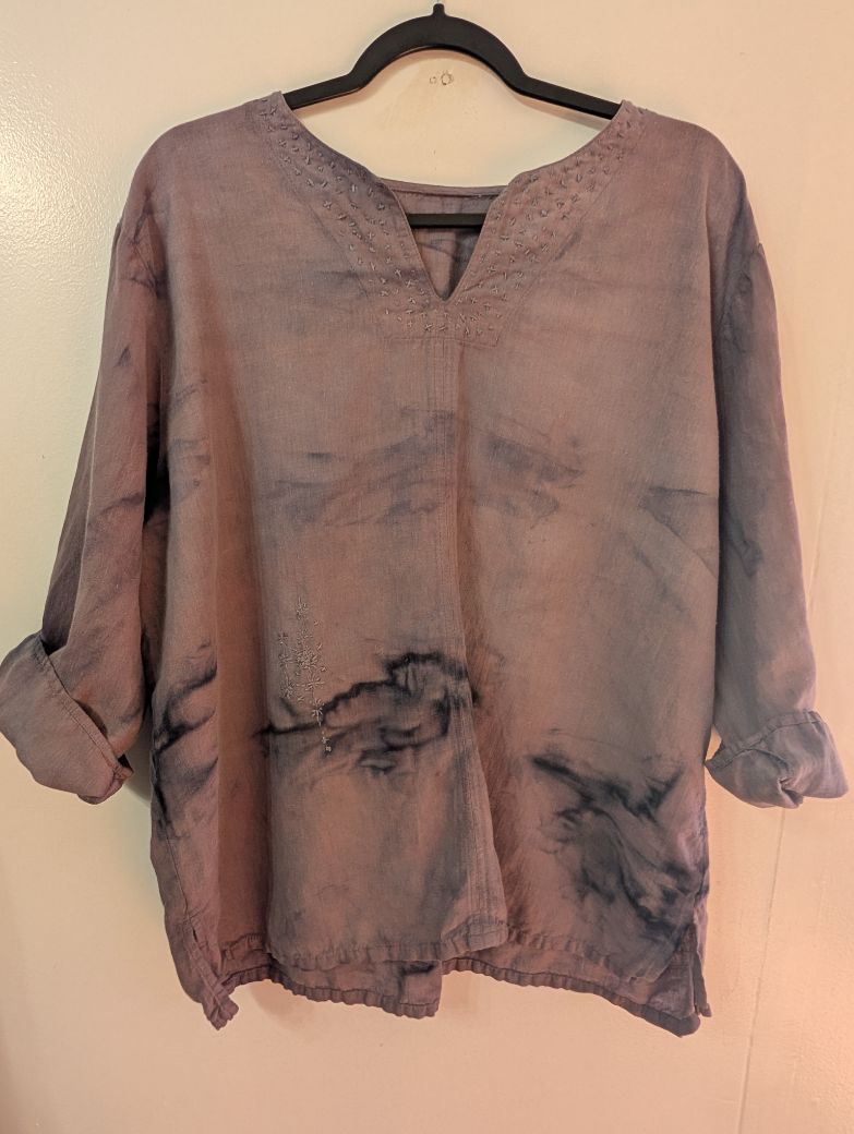Linen Tunic w) hand-stitching