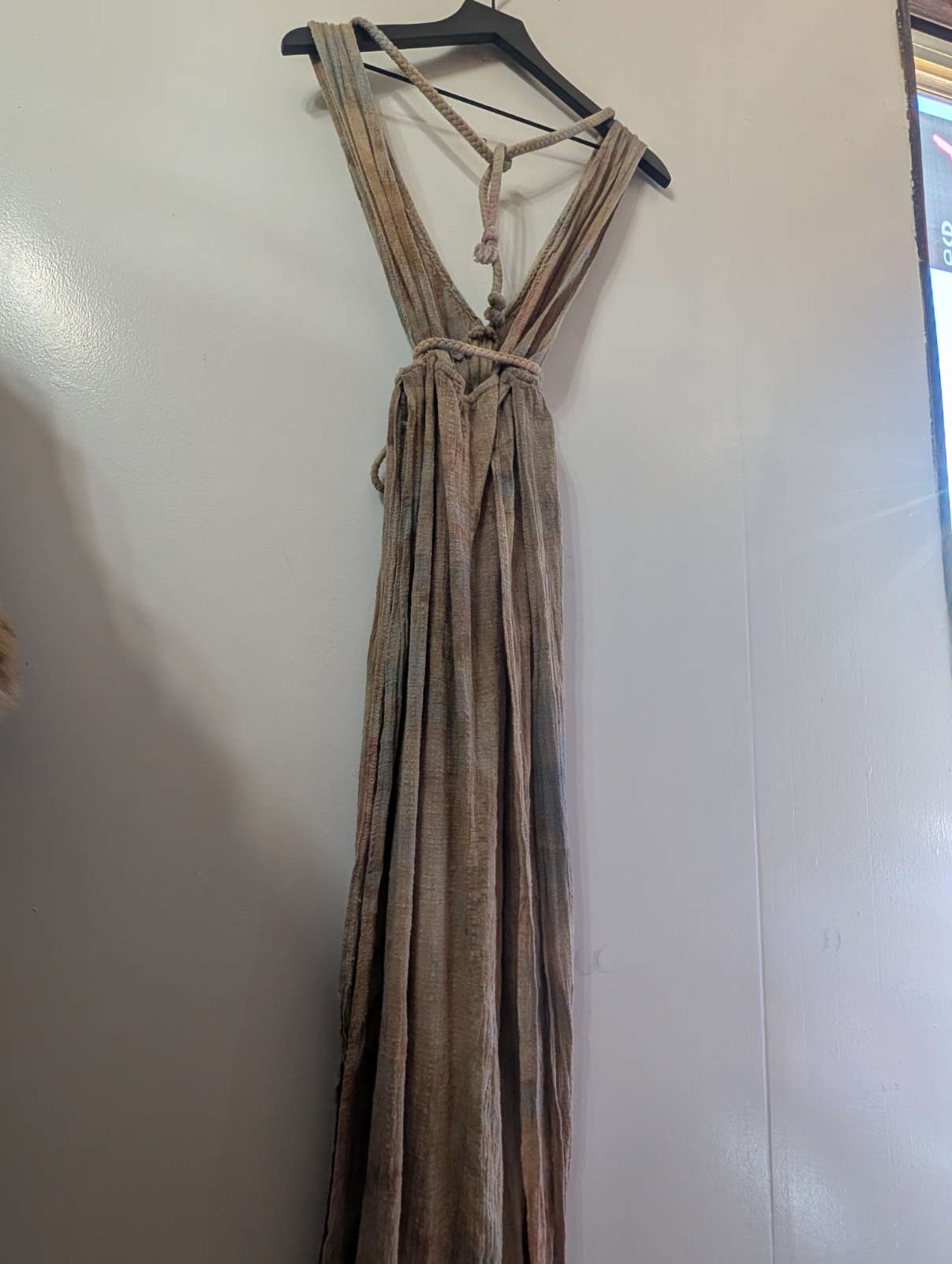 Grecian Goddess (rose & stone)