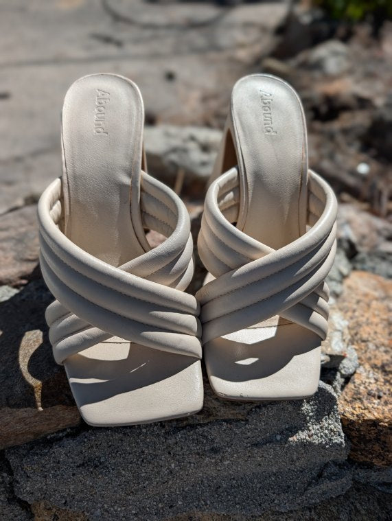 Chunky Heel Sandals in Cream