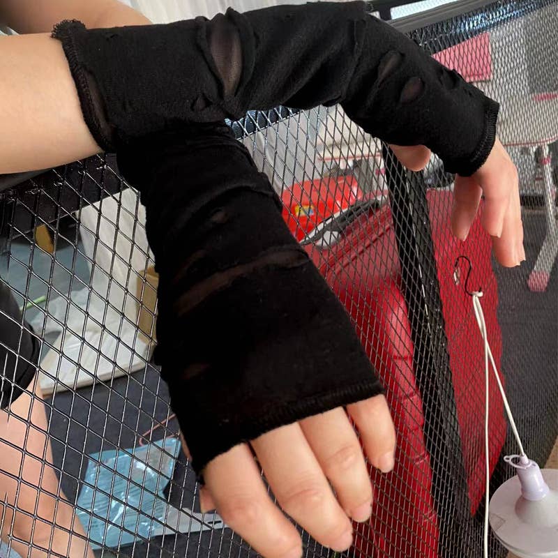 Punk dark Harajuku style sleeves torn gloves and sleeves