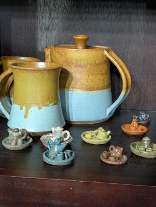 tiny tea pots, soul water art