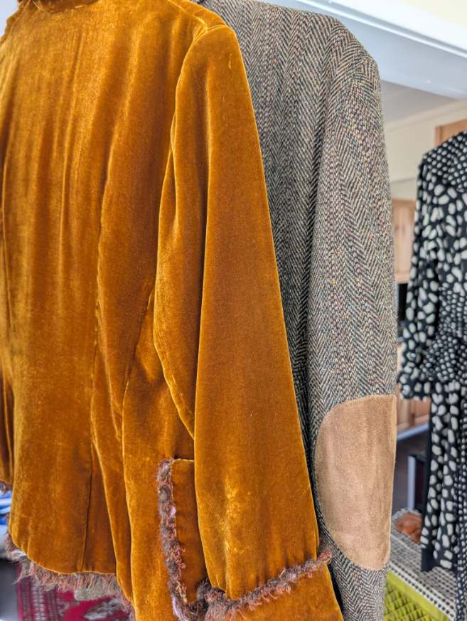 Savannah Studios Vintage Velvet & Silk Blazer