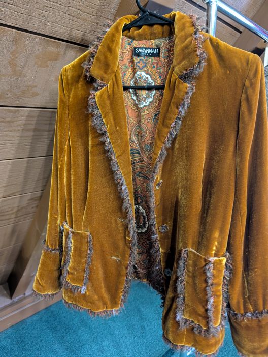 Savannah Studios Vintage Velvet & Silk Blazer