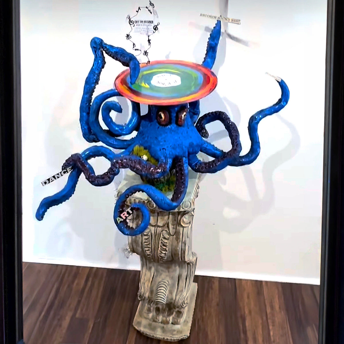 octopus sculpture 