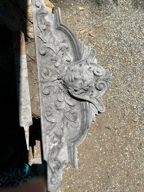 Overwindow Angel