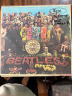 Beatles Vinyl SGT. PEPPERs Lonely Hearts Club Band Album
