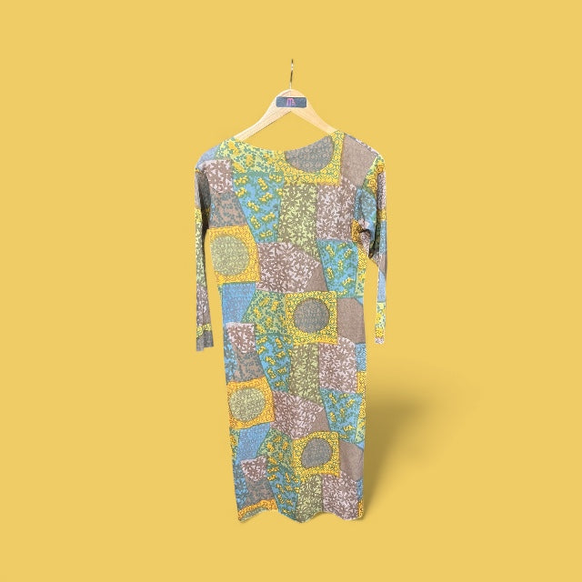 Beautifully Patterned 1960’s Long Sleeve Dress- Thin & Fitted